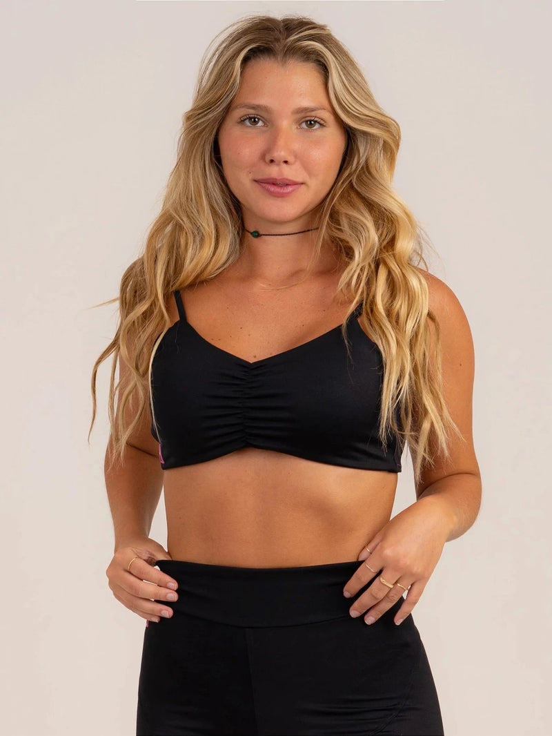 Top Academia Costas Abertas Nuas – Liberdade, estilo e conforto em um só look